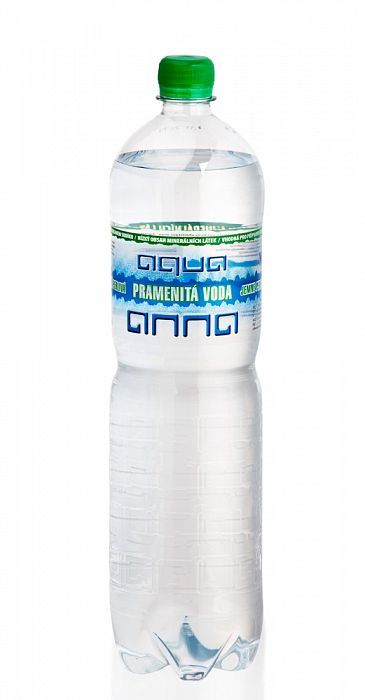 Jemně perlivá voda AQUA ANNA 6 x 1,5l